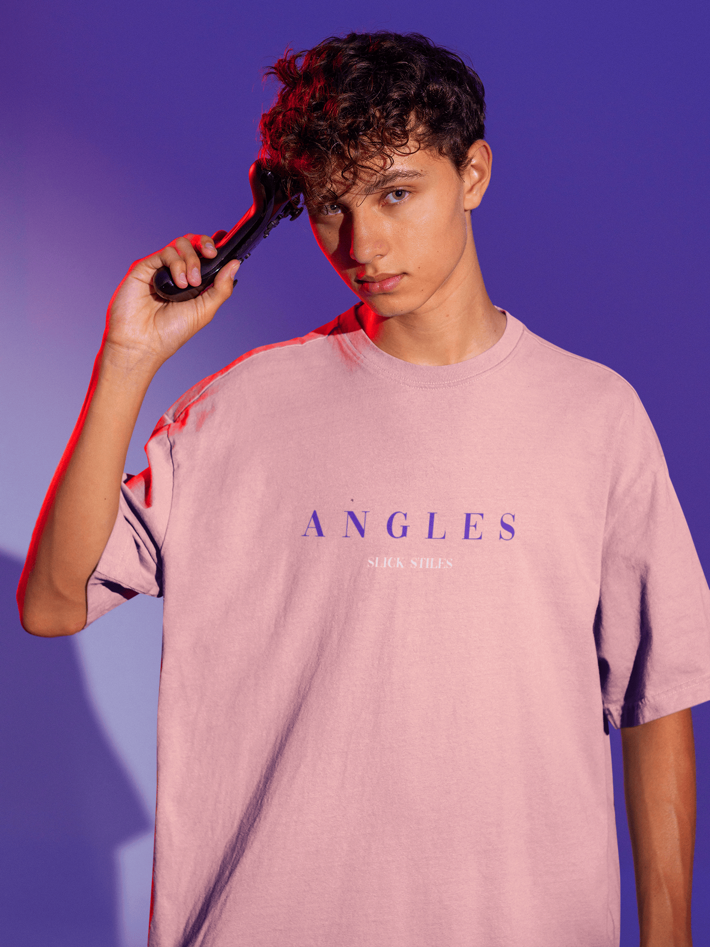 ANGLES Oversized T-Shirt