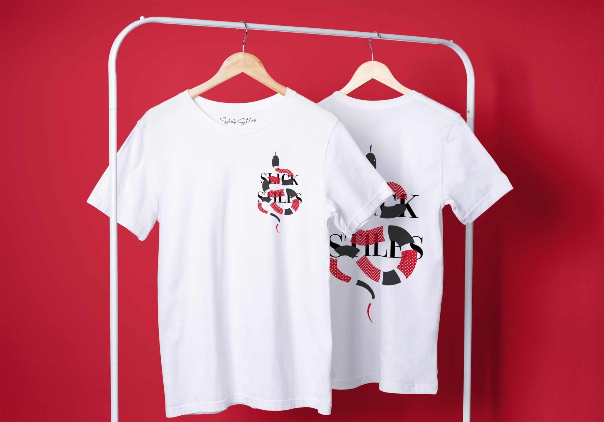 Signature Serpentes White T-Shirt