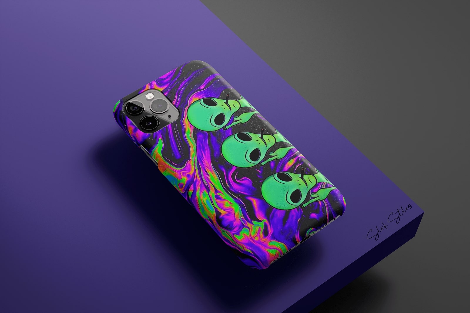 Trippy Aliens Phone Case